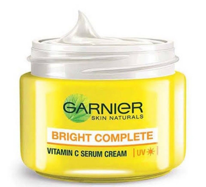 गार्नियर विटामिन सी क्रीम 23 ग्राम ( Garnier Vitamin C Cream 23 Gram)