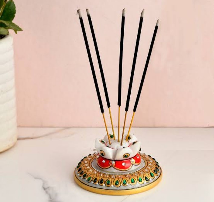 अगरबत्ती/धूपबत्ती/लोभान