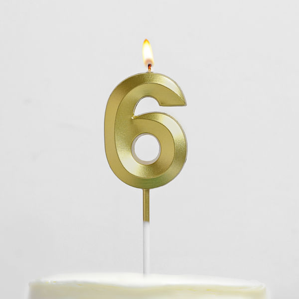 बर्थडे नंबर कैंडल फैन्सी 6 नं(Birthday Number Candel Fancy 6 No.)